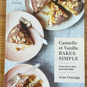 Can Elle et Vanille Bakes Simple.     Gluten Free